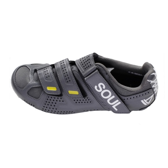 izumi spin shoes